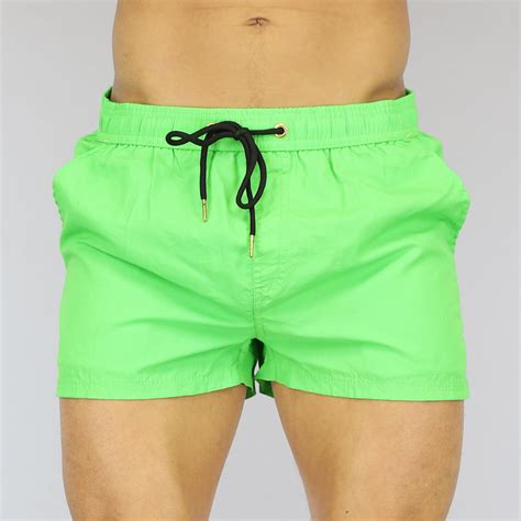 groene Korte broeken & shorts voor heren 